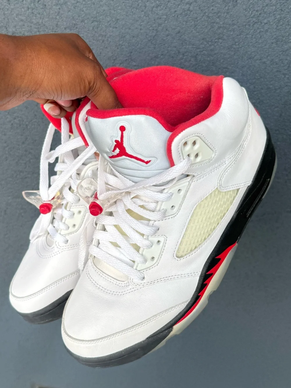 AIR JORDAN 5 RETRO FIRE RED 2020